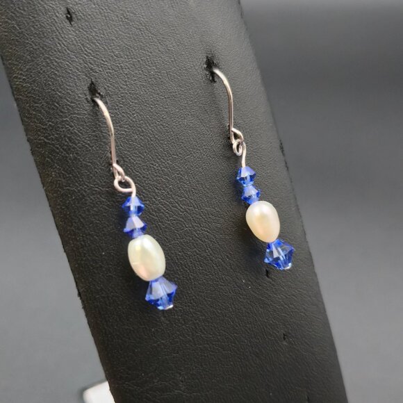 Silver Plated Genuine Pearl And Blue Crystal Earrings A7005 - Picture 2 of 5